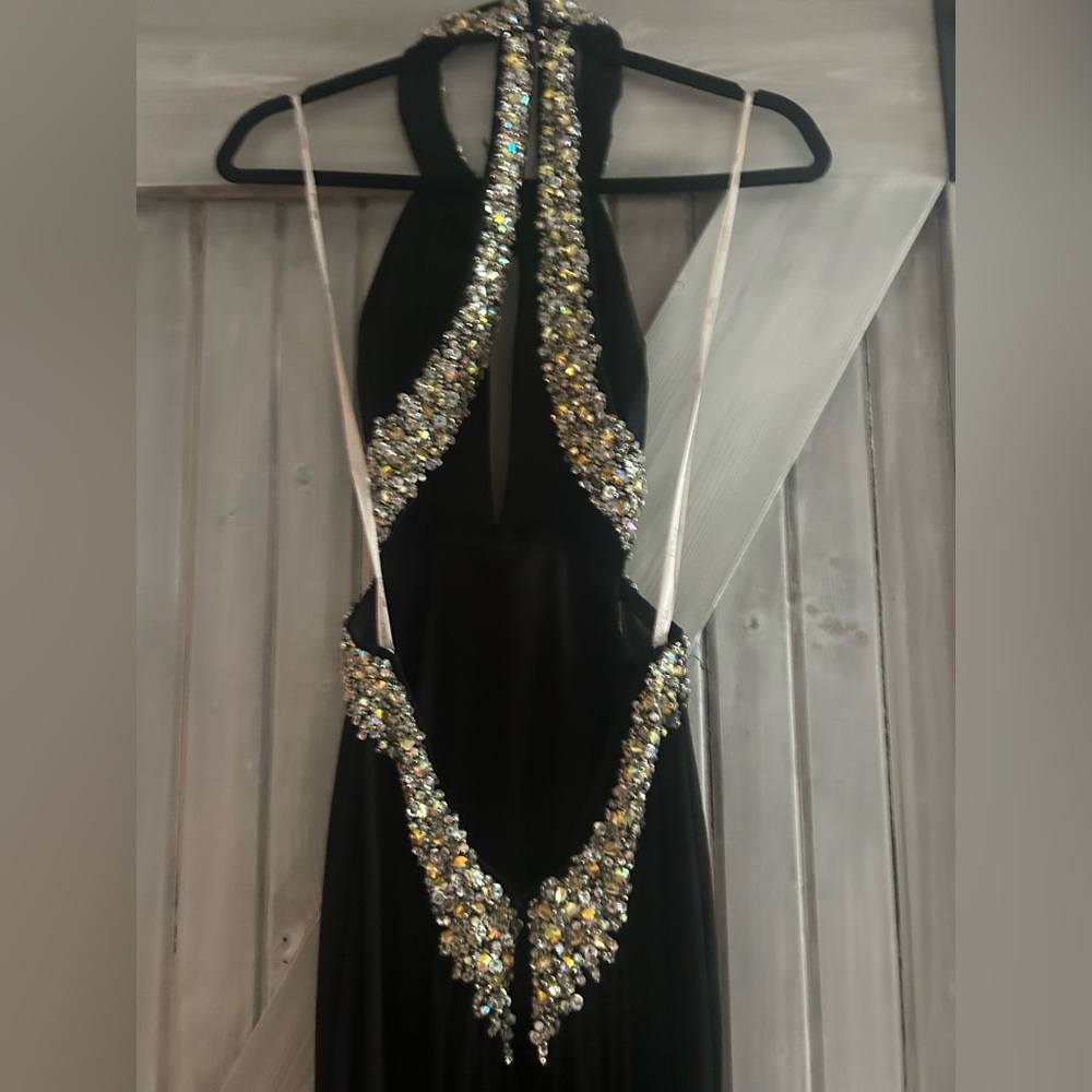 Tony Bowls Black Backless Gown with Waist Cape - Picture 5 of 5